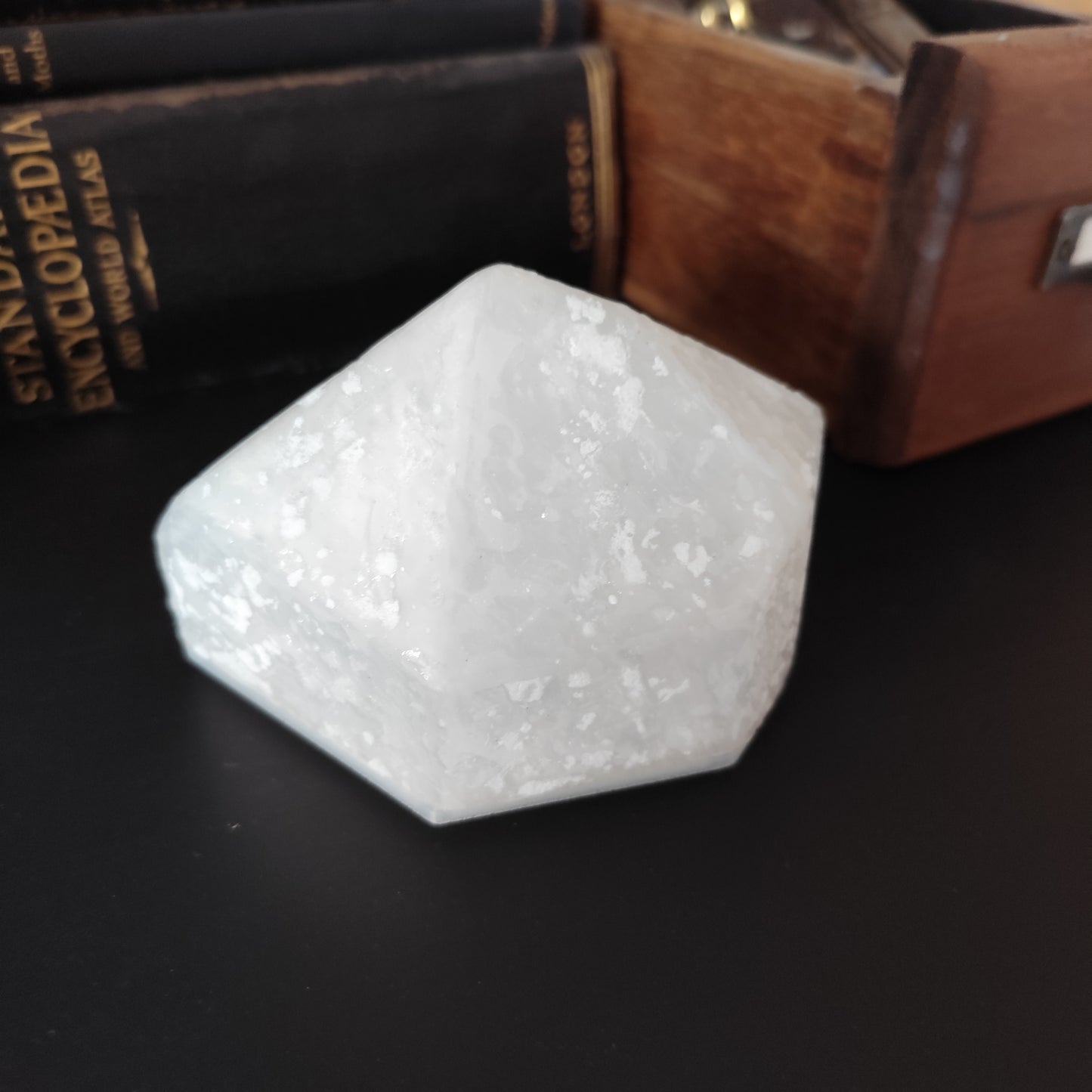 Billie's Scrying Crystal