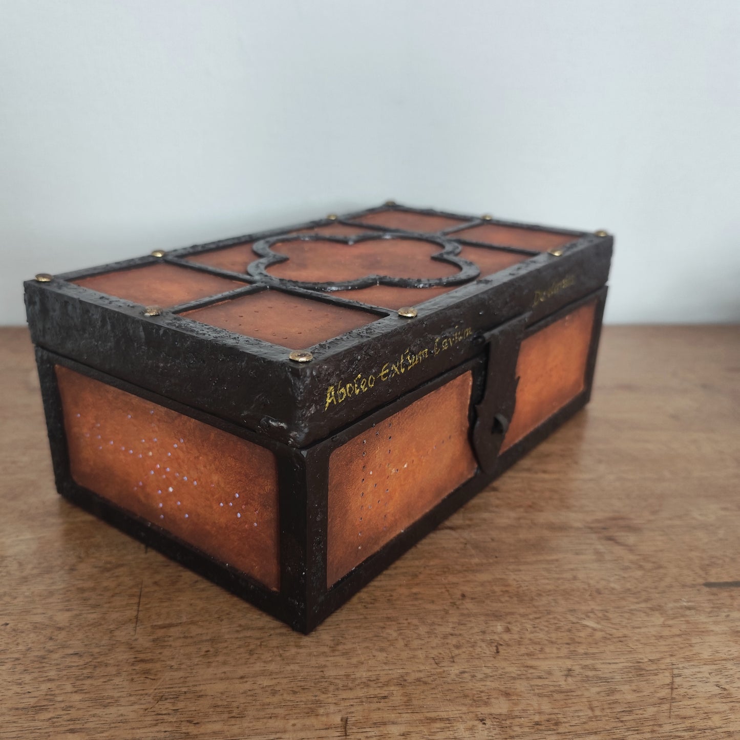 Hollow Box