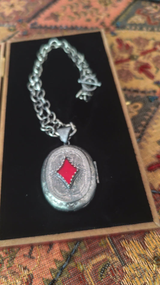 Melinda Warren's Locket