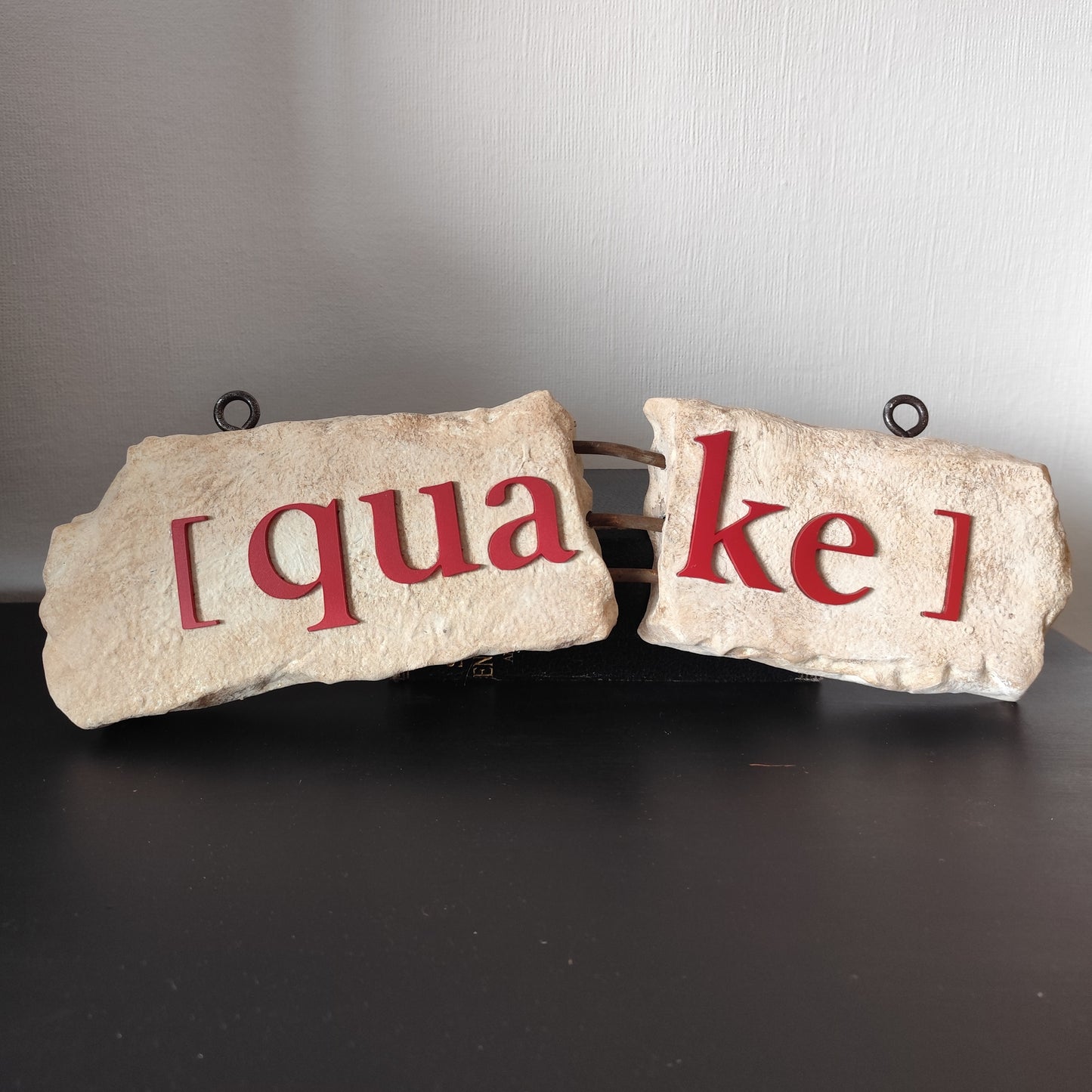 Quake Sign