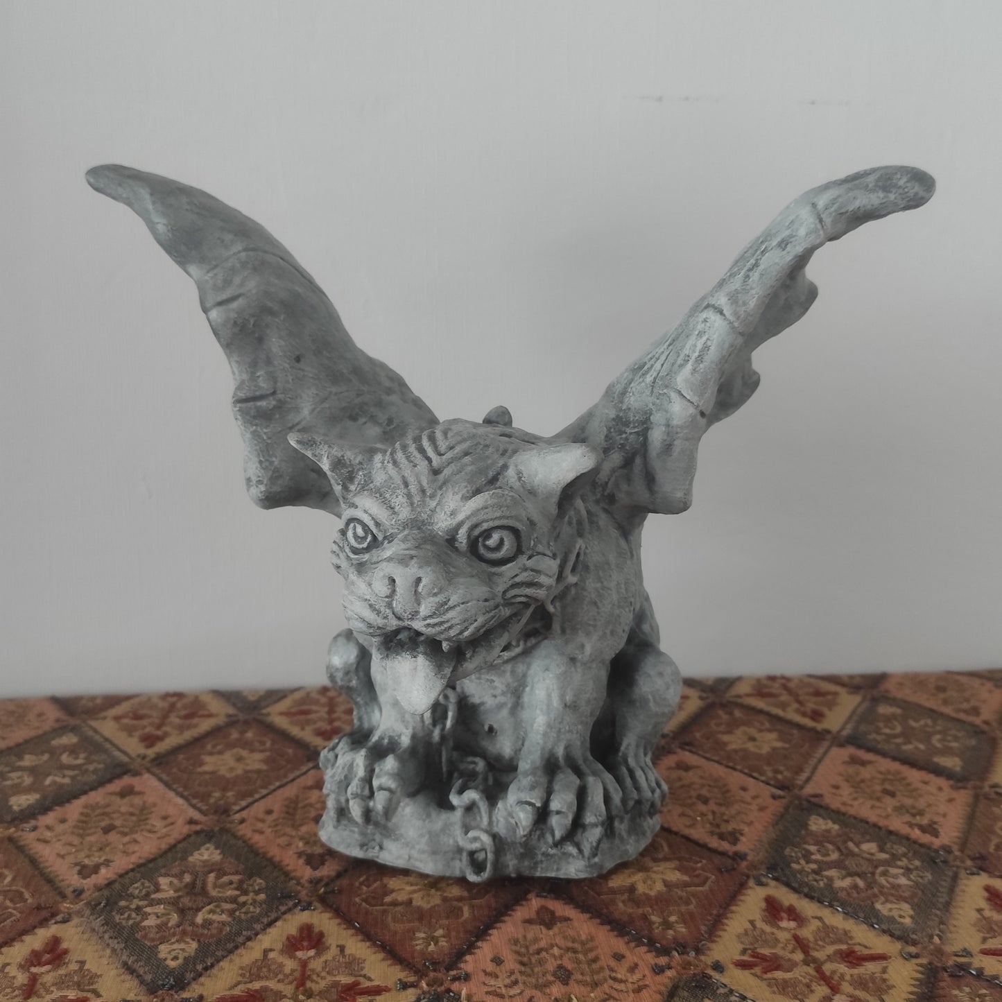 Gargoyle Statue with Growl