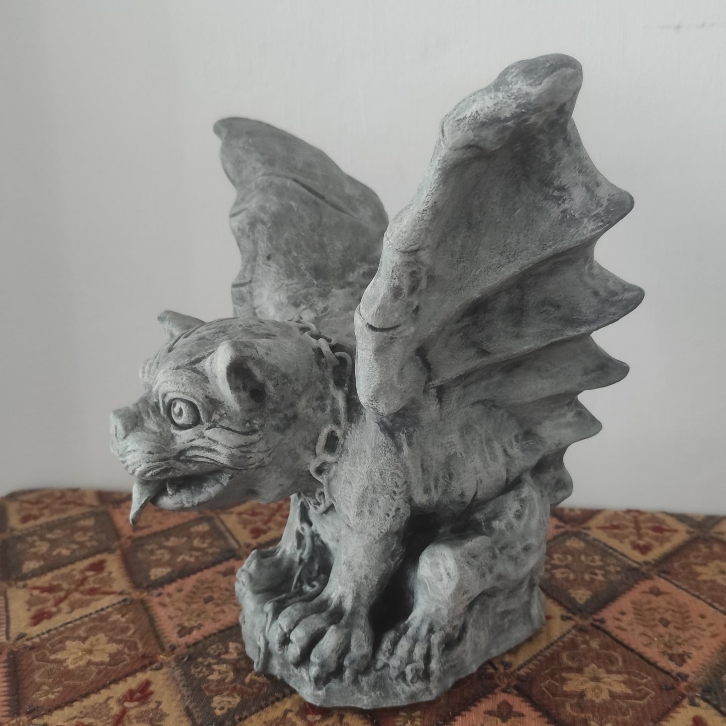 Gargoyle Statue with Growl