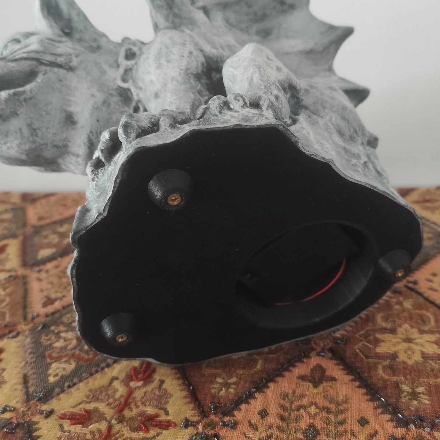 Gargoyle Statue with Growl